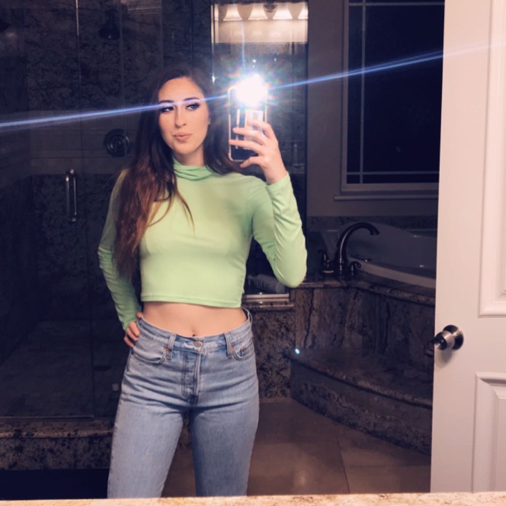 Neon Green Ribbed Croptop